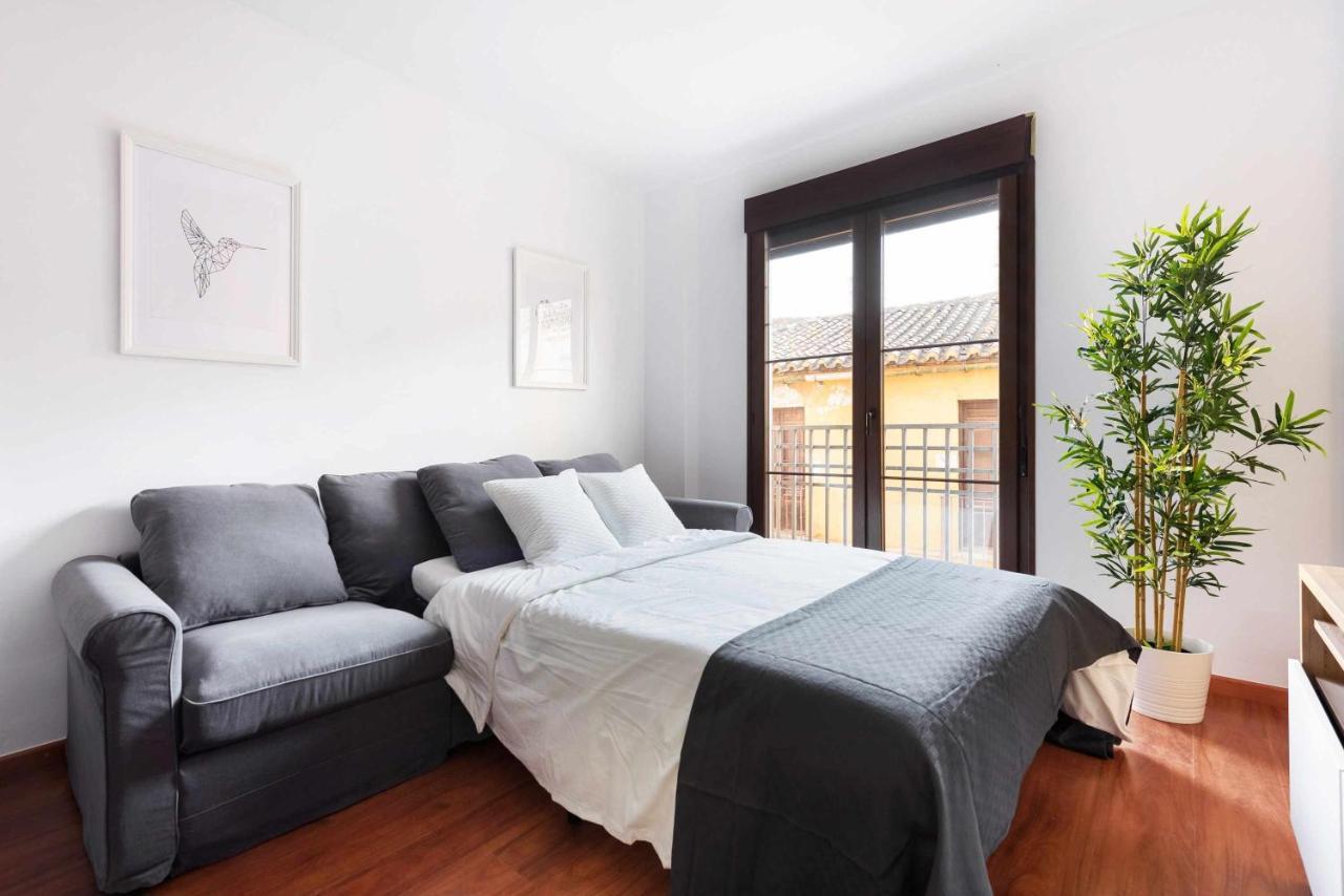 Pineapple Rosaleda 13 Apartment Malaga Luaran gambar